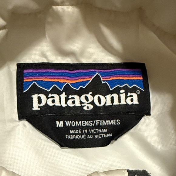 Patagonia White Quilted Down Vest with Logo - Picture 2 of 7